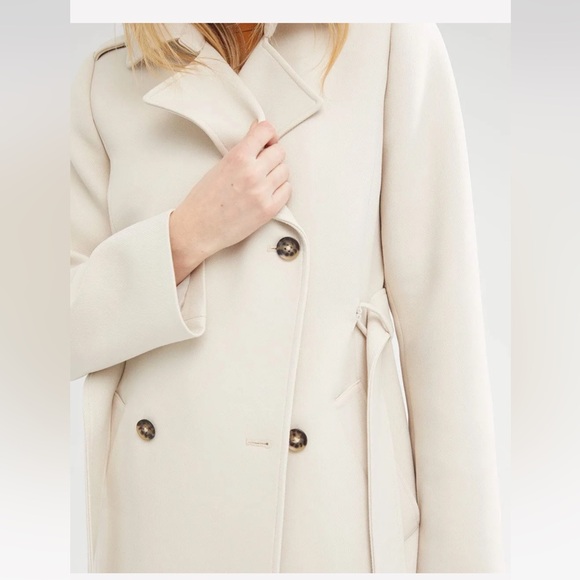 Brand New with Tag, size XS.
Color: Oatmeal, Material is Twill. - Picture 4 of 7